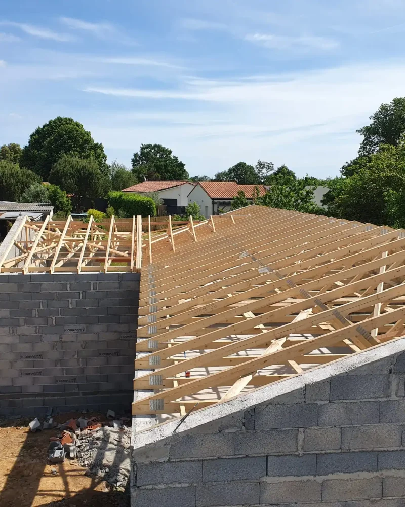 charpente-lg-bat-menuisier-niort (14)