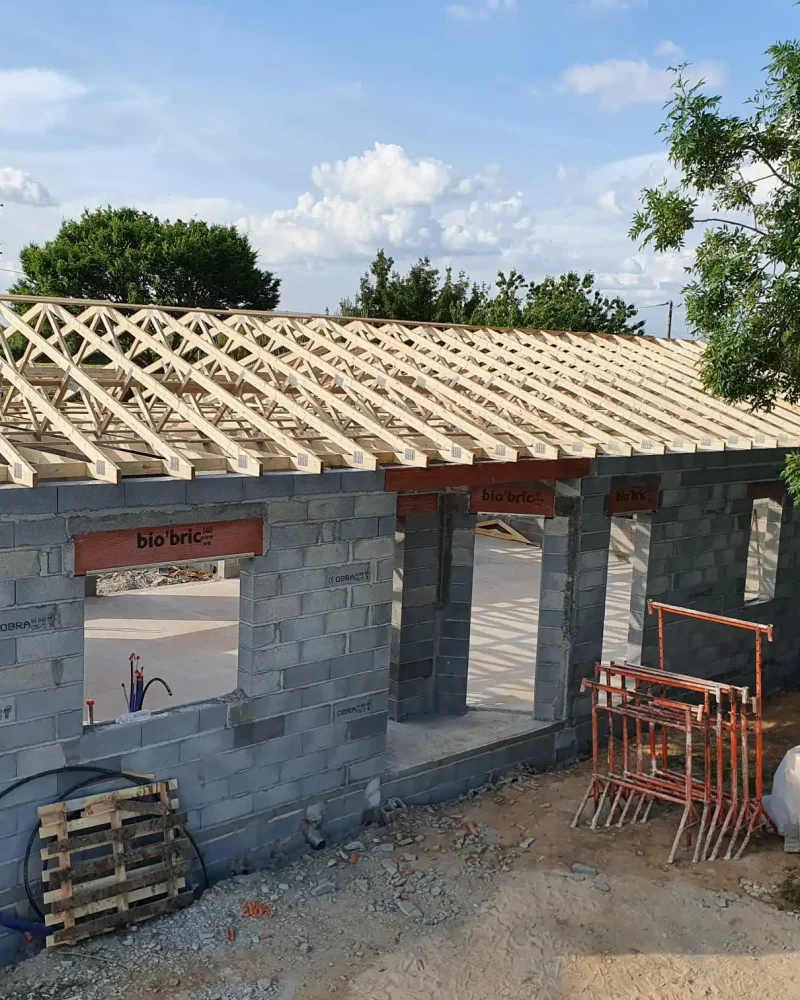 charpente-lg-bat-menuisier-niort (15)